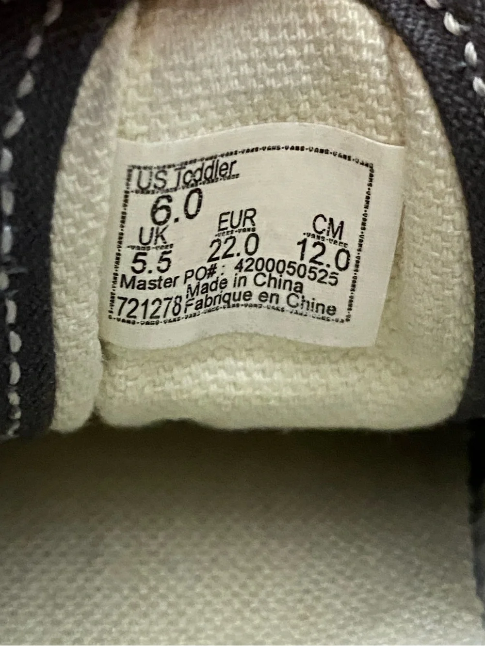 Adorable Vans Old Skool V Shoes…Toddler size 6